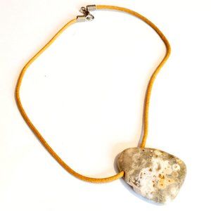Vintage Stone Pendant Necklace Boho Hippie Organic Teardrop Unique Speckled Tan
